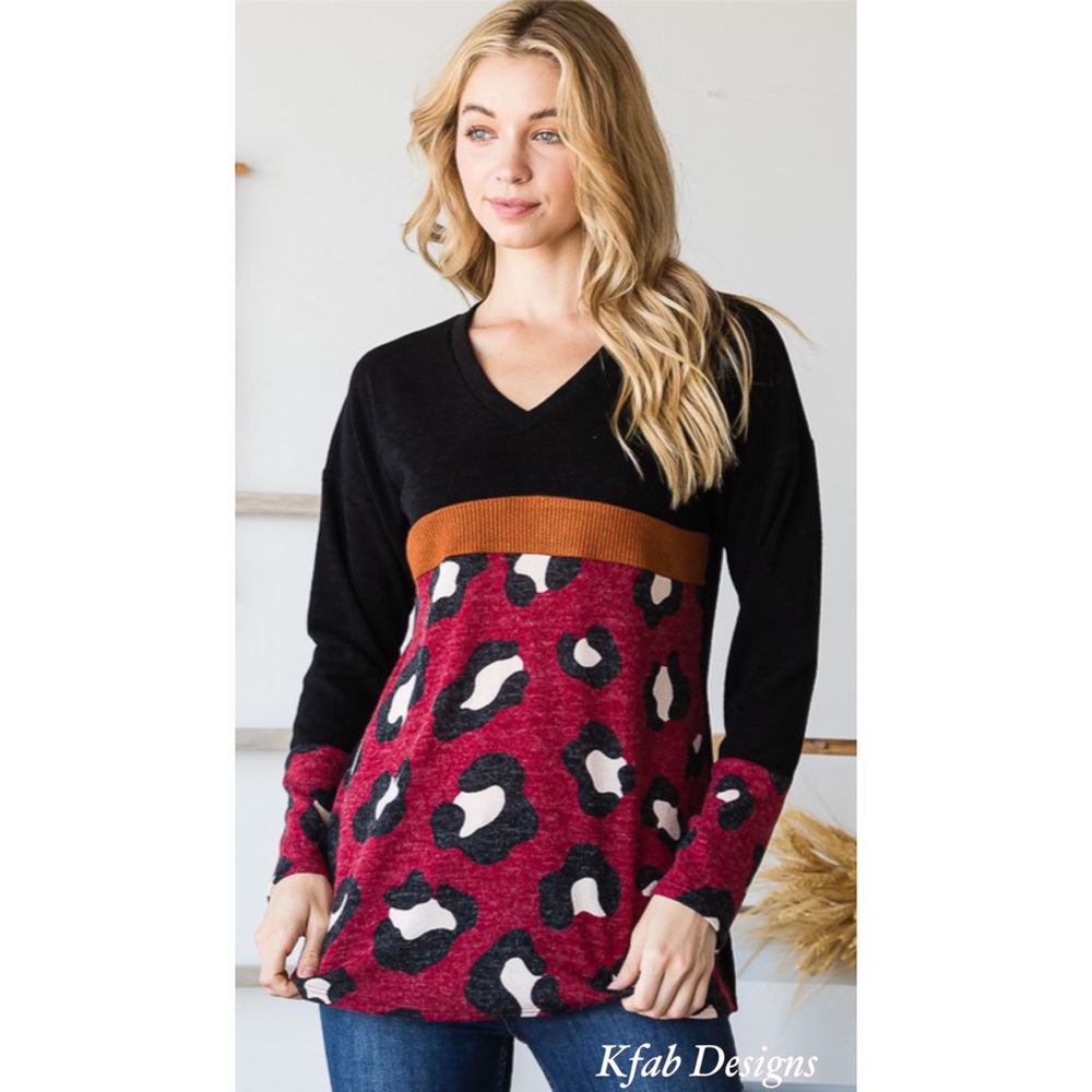 ❤️LAST 1! V Neck Soft Ribbed Color Block Animal Print Contrast Top! - Picture 7 of 12
